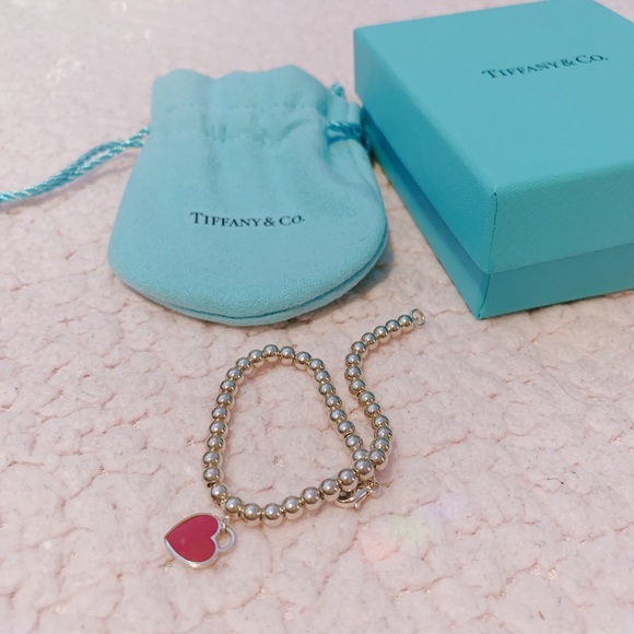 Brand new Tiffany & Co red heart bracelet - Picture 3 of 5